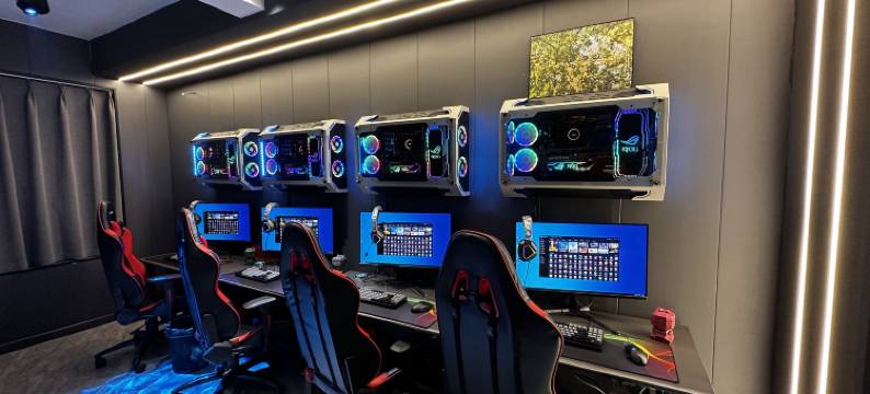 Br电竞酒店(宋寨南街同乐地铁站店)图片