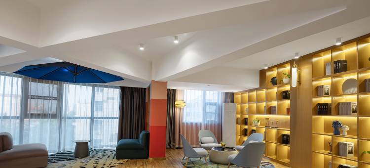 喜鹊CC酒店(新密长途汽车站店)图片