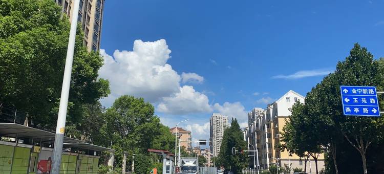 南京鲁班七号青年旅舍(迈皋桥地铁站店)图片