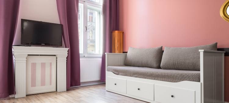 御庭公寓(Royal Court Apartments)图片