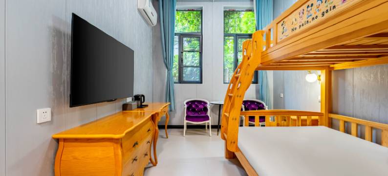 时光之旅民宿(开封清明上河园店)图片