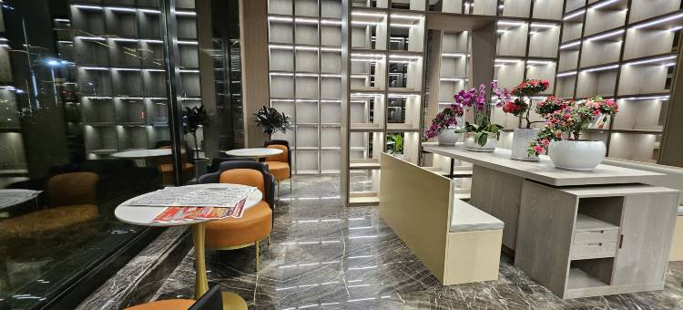 龙堡禧悦酒店图片