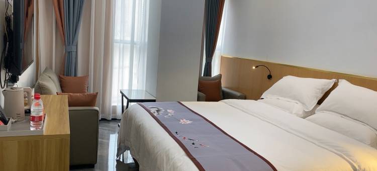 金色时光酒店(巴中火车东站店)图片