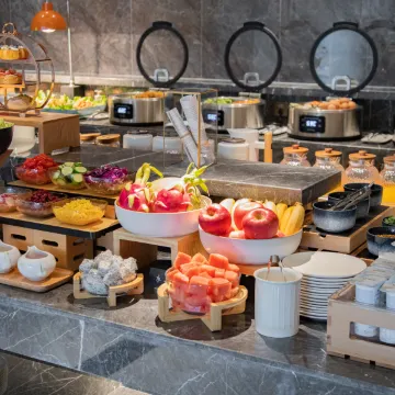 H酒店(沁水梅园悦港新城店)