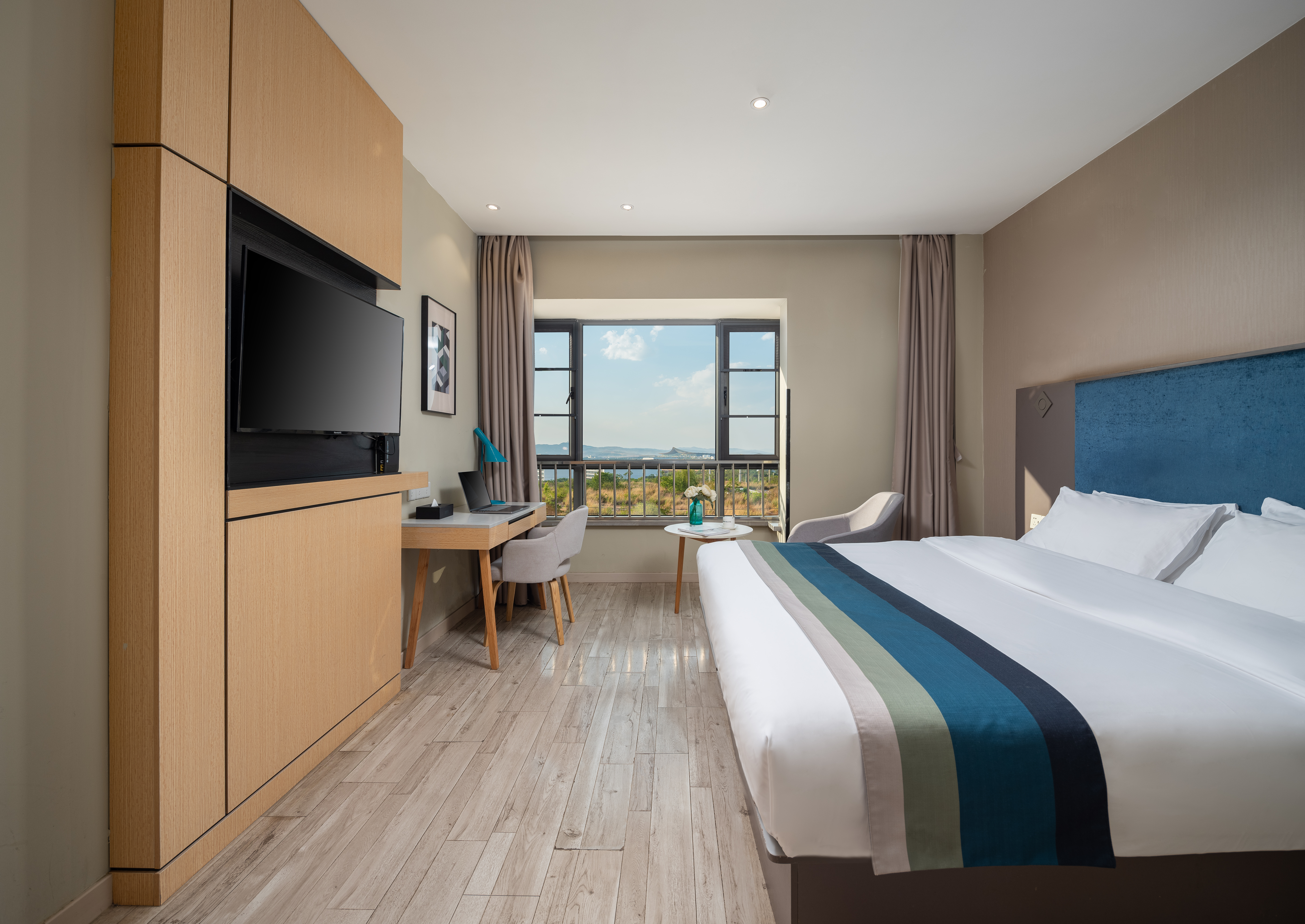 Homeinn Selected Hotel (Kunming Changshui Airport Hangcheng) Hotel Overview