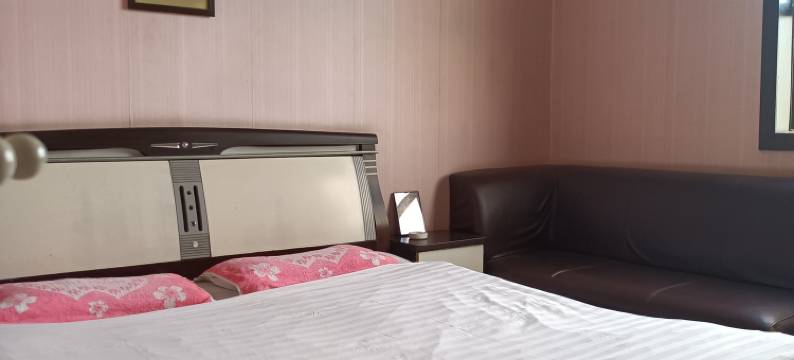 嘉峪关鑫红太阳招待所图片