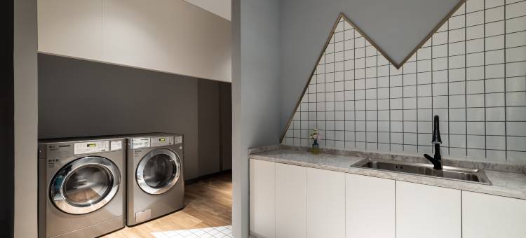 YUNIK电竞酒店(杭州国际会展中心店)图片