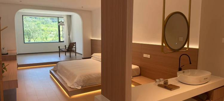 天堂寨月夏山居庭院民宿图片