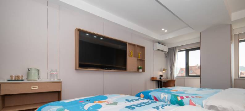 青岛兰呈美宿(五四广场延安三路地铁站店)图片