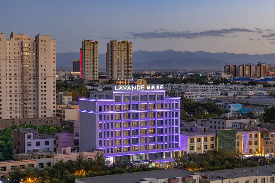 麗楓酒店(格爾木八一路地下商業街崑崙公園店)