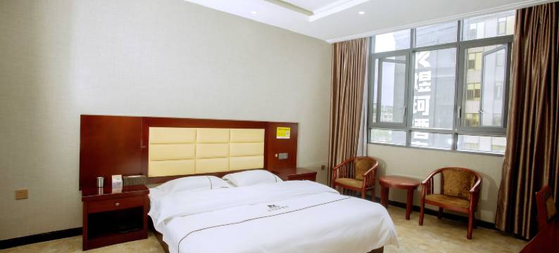 广南富祥商务酒店图片