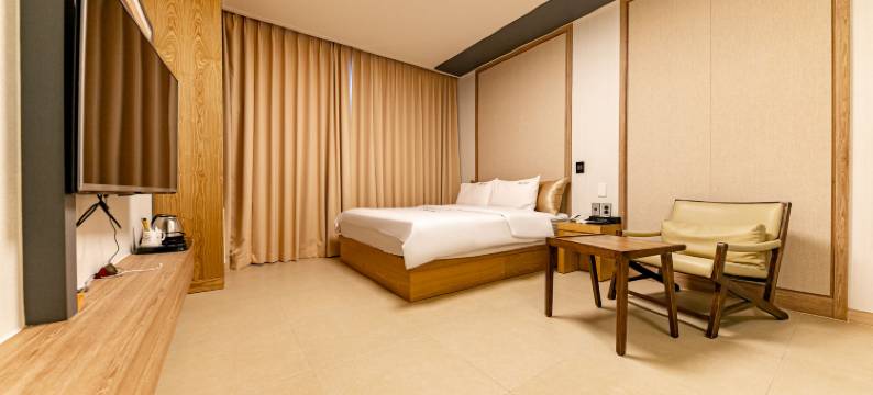 丽水住宿酒店(Yeosu Stay Hotel Business)图片
