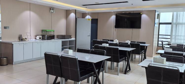 格林豪泰酒店(宜兴邮政大厦店)图片