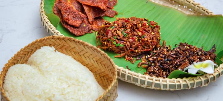 孟连梦江酒店图片