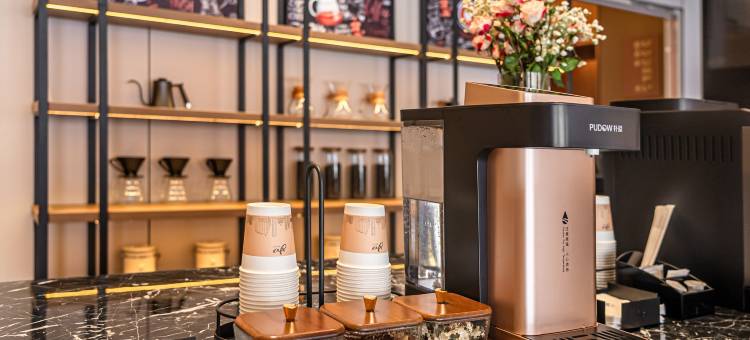 如家精选酒店PLUS(鄂尔多斯东胜大润发店)图片