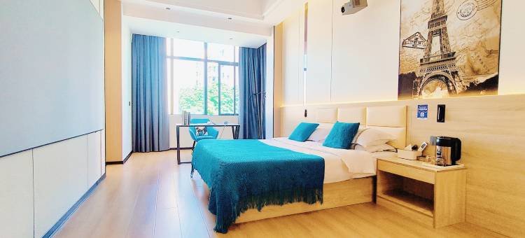 铂玥影视酒店(湛江坡头区海油发展工程技术公司店)图片