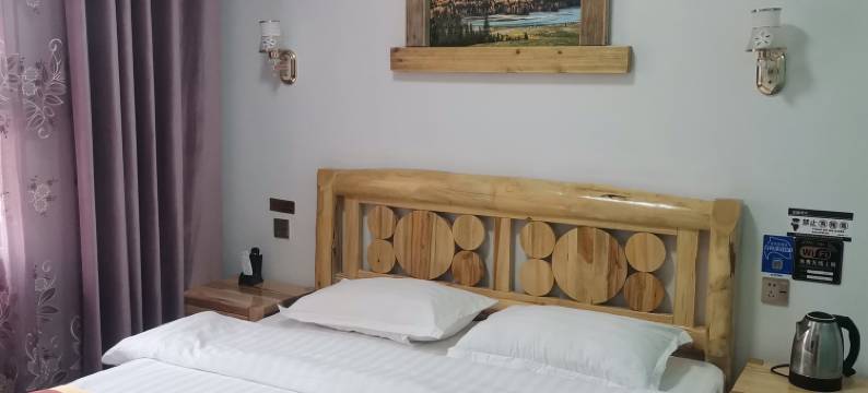 喀纳斯鸿瑞山庄(贾登峪店)图片