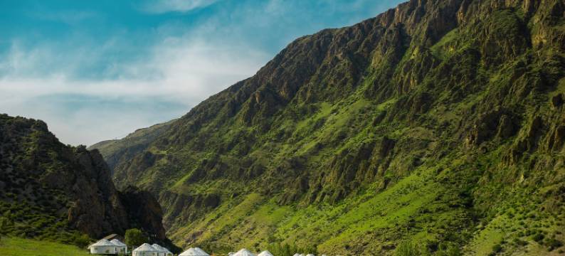 喀拉峻风情园毡房酒店图片