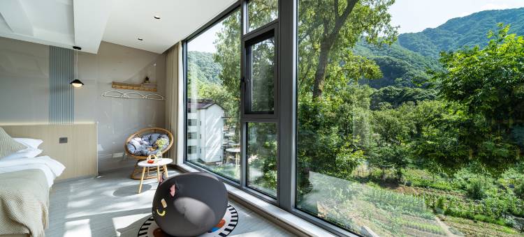 三陆山庄MOUNTAINSRIVERSBAMBOOSEA·轻奢美宿(水墨汀溪风景区店)图片