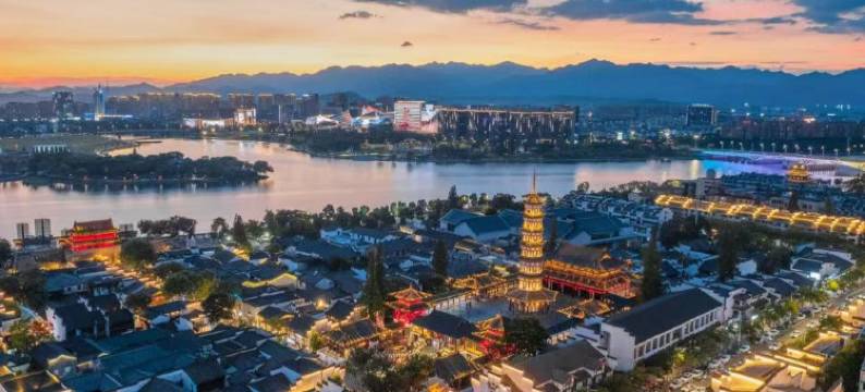 时光漫居酒店(衢州国金中心水亭门店)图片