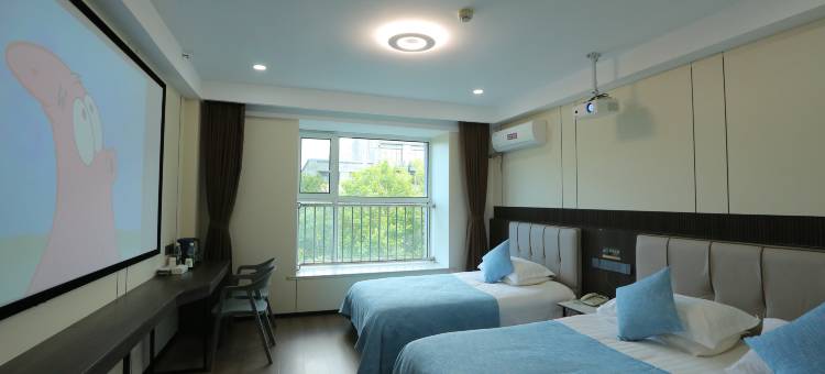 都市118精选酒店(蓬莱阁第一海水浴场店)图片