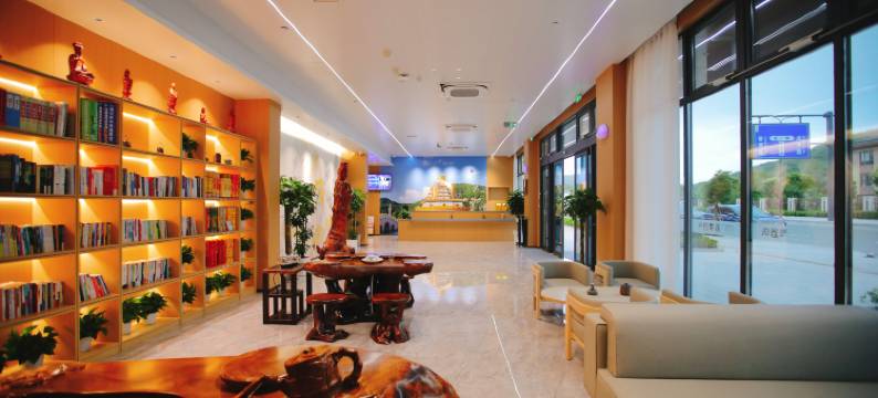 苏季酒店(舟山朱家尖蜈蚣峙码头观音法界店)图片