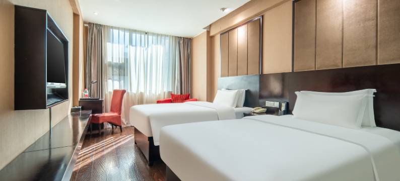 武汉乔希尔滨江假日酒店图片