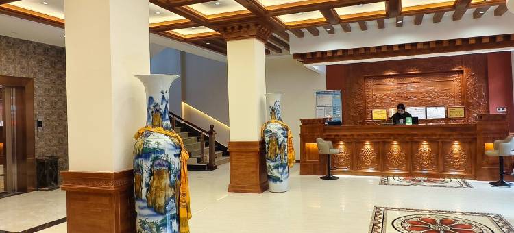 碌曲郎木寺达仓郎木宾馆图片