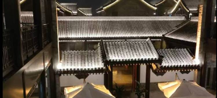 岚岸酒店(广饶西关小镇月河公园店)图片