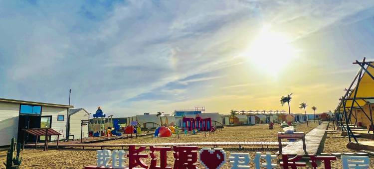 昆仑秘境湖畔野奢酒店(格尔木六子湖生态文化教育基地店)图片