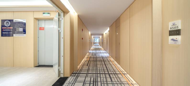 亦爱电竞民宿(南江宏帆广场店)图片