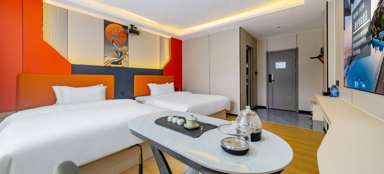 陆丰佳佳智能酒店(陆丰东海岁宝百货店)图片