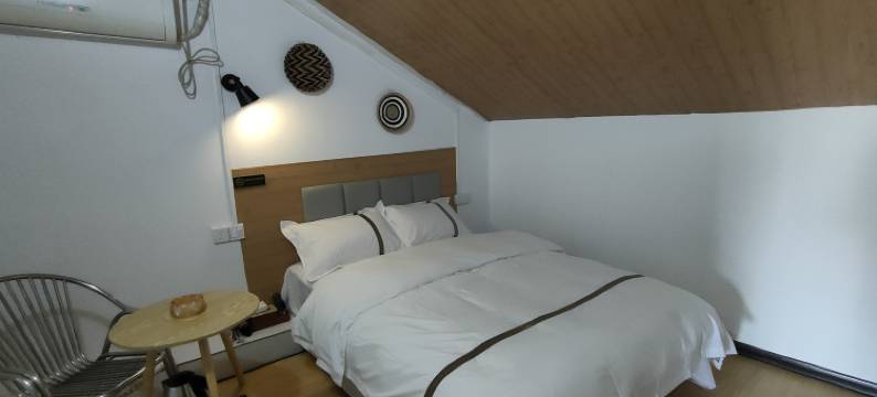 栖在小舍民宿图片