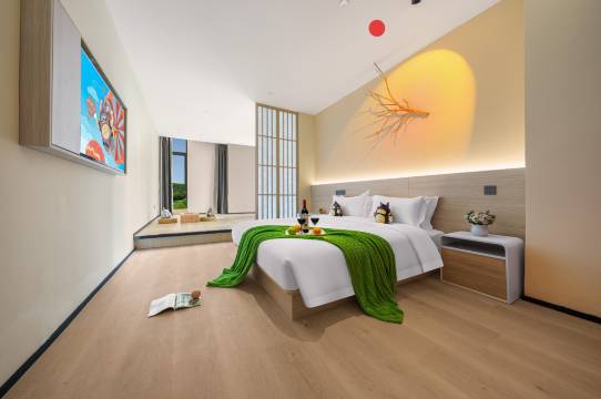 龙猫精灵酒店(常州春秋淹城武进高铁站店)