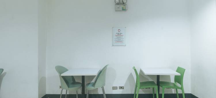 Cara Celine Dormtel by RedDoorz near Taft图片