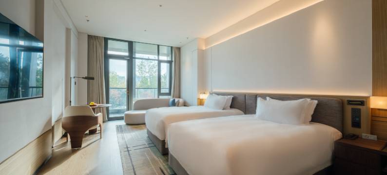 德清洛漾半岛雷迪森庄园图片