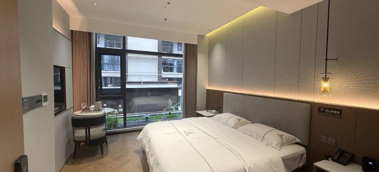 凡蒂诗大酒店图片