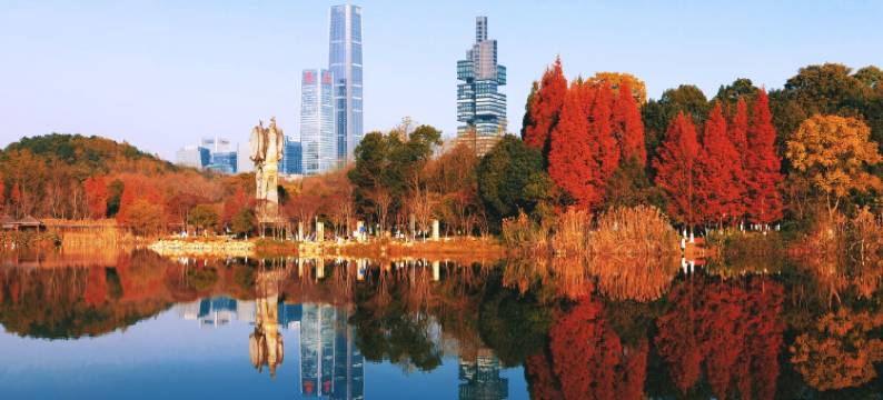 HUACHENG华呈·V时光漫步酒店(观山湖公园林城西路地铁站店)图片