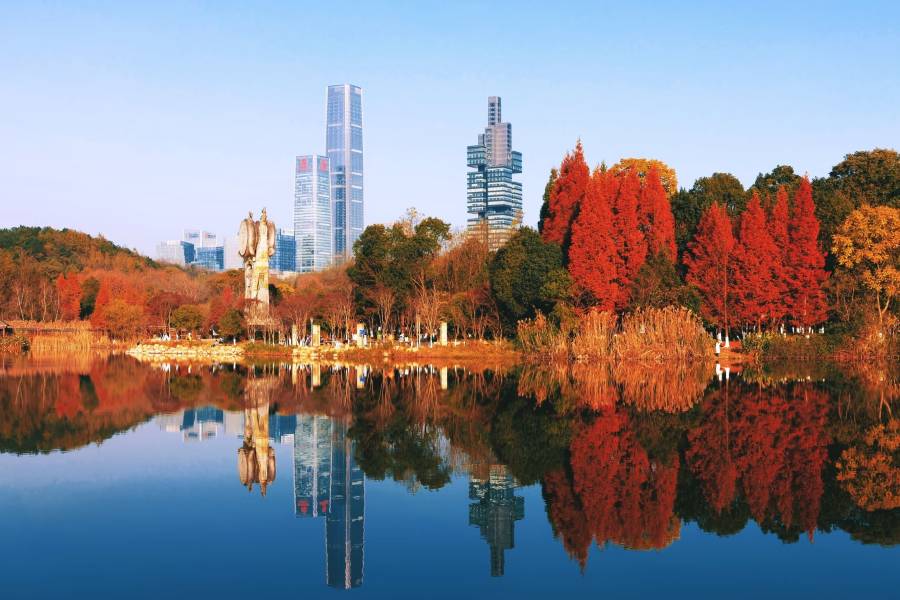 HUACHENG華呈·V時光漫步酒店(觀山湖公園林城西路地鐵站店)
