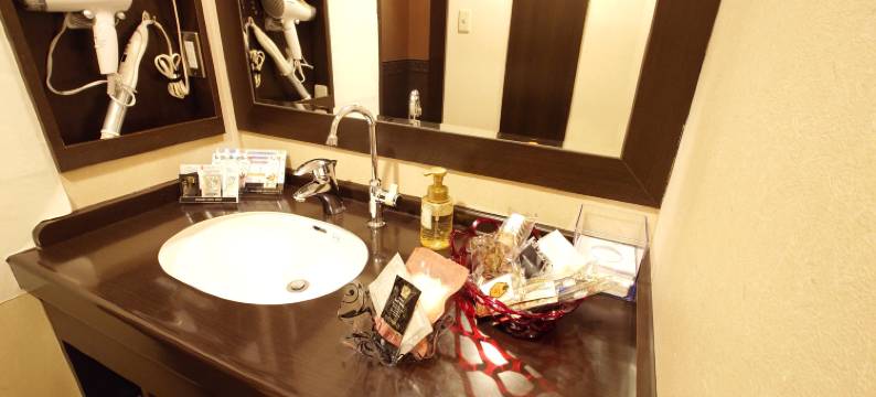 Hotel Cache 仅限成人(Hotel Cache (Adults Only))图片