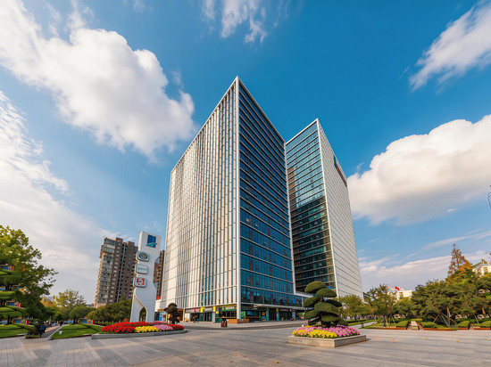丽顿酒店(武汉高铁站科技大学青山校区店)