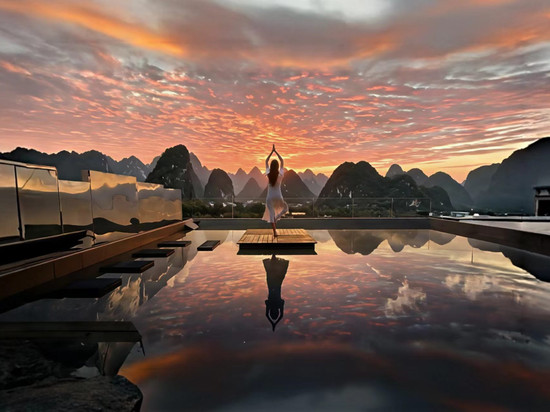 阳朔·觉丨AWAKENING•观桂林山水•花园泳池•度假公馆(十里画廊店)