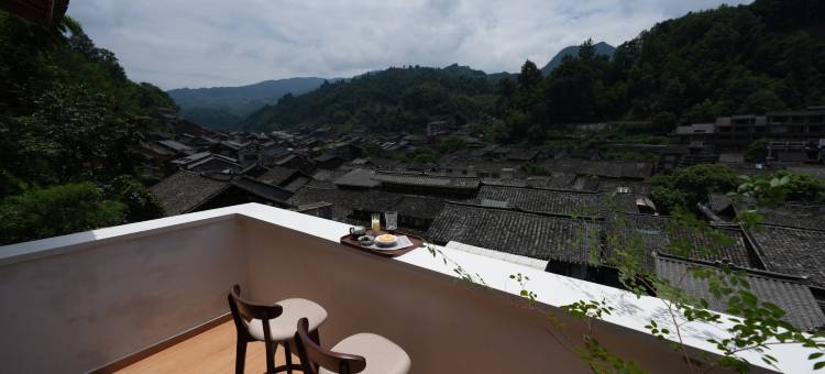 半山听雨观景美宿(肇兴侗寨店)图片
