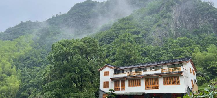 花筑·初见山舍·林泉溯溪·星空草坪·山野度假美墅(花溪村店)图片