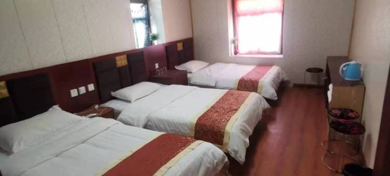 稻城凌云楼民宿图片