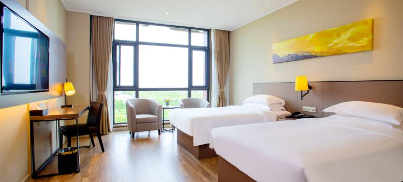 龙之港酒店(西安咸阳国际机场店)图片