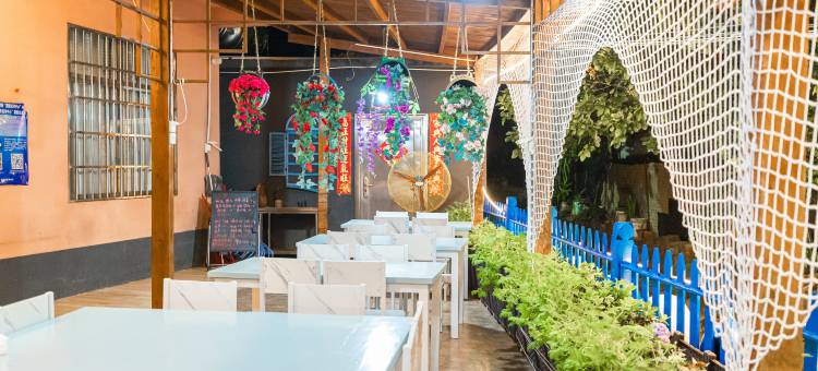 涠洲岛枫驿小栈(五彩滩店)图片