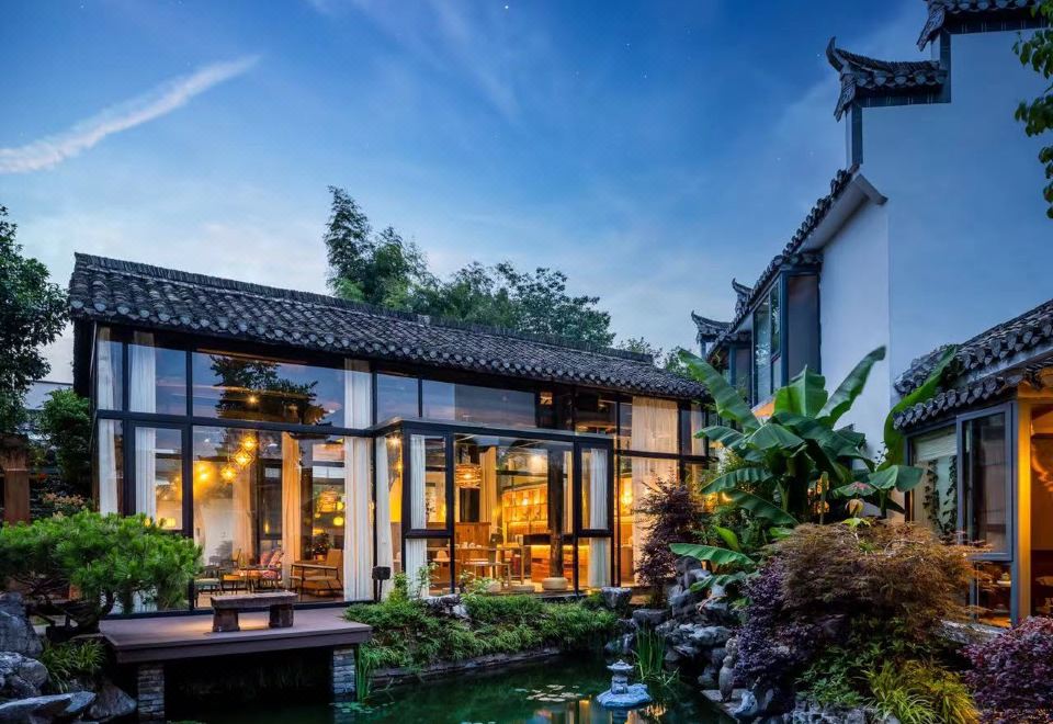 UPCLOUD·SHEDEMOYUN VILLAHotel Overview