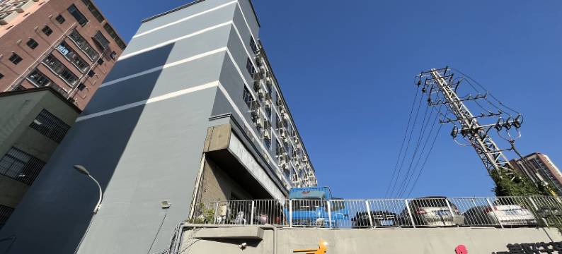 博雅公寓(阳台山东地铁站大浪商业中心店)图片