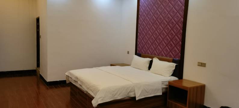 马山隆都酒店图片